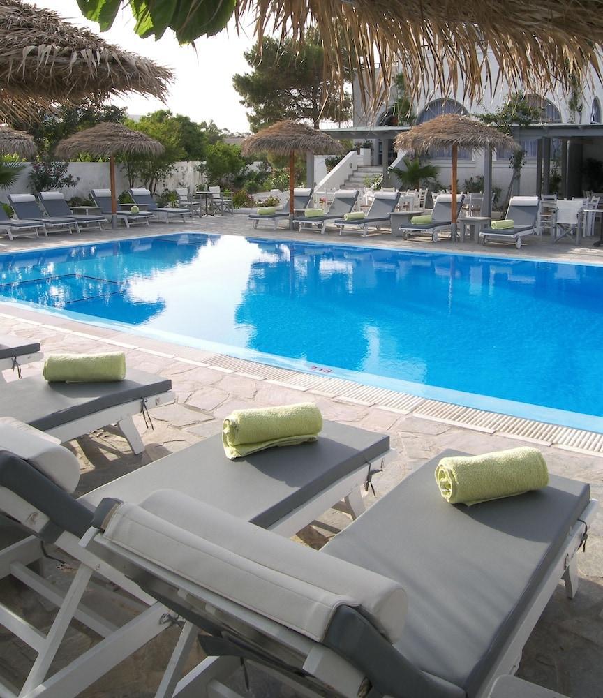 Alia Hotel Kamári Extérieur photo