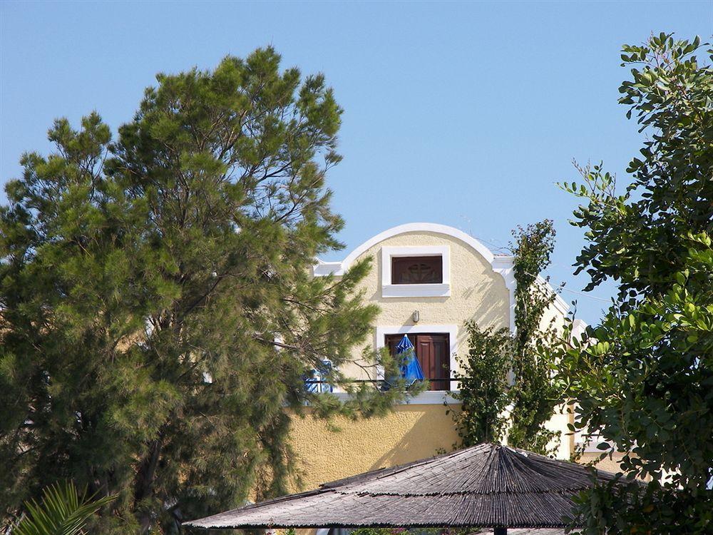 Alia Hotel Kamári Extérieur photo