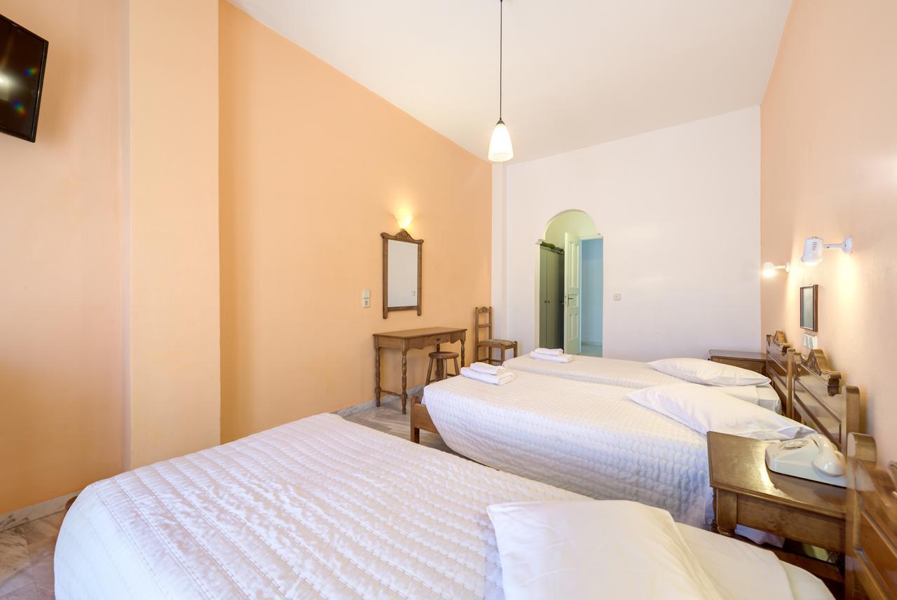 Alia Hotel Kamári Extérieur photo