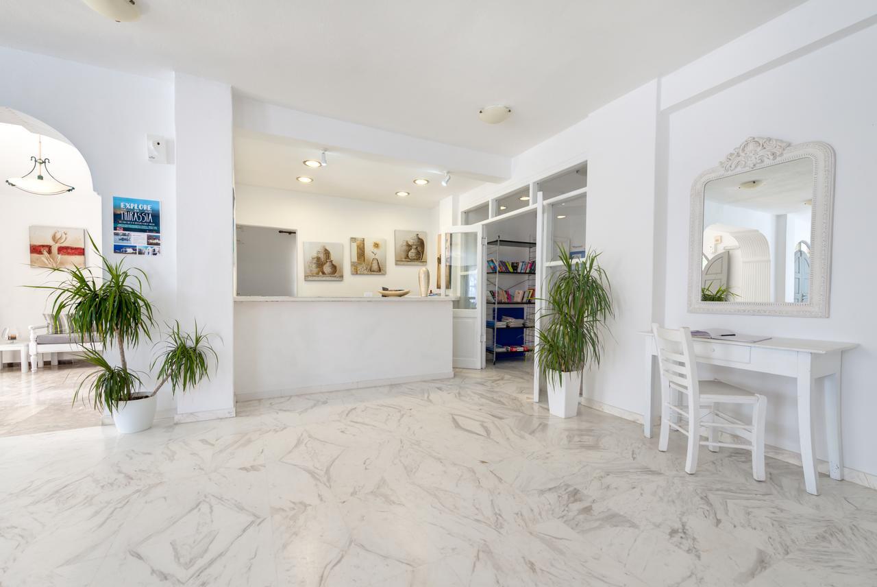Alia Hotel Kamári Extérieur photo